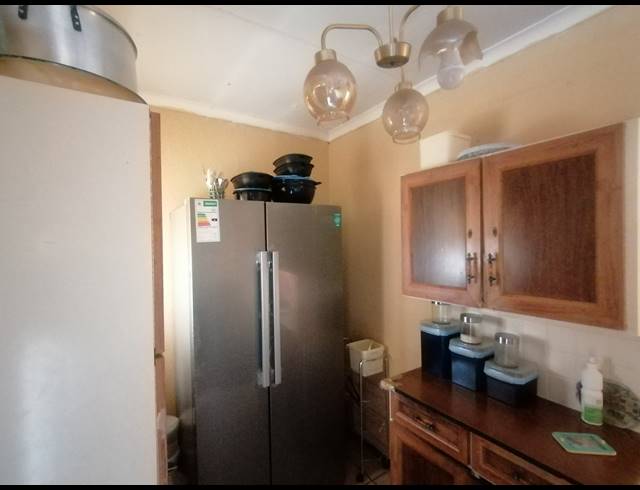 4 BEDROOM FREESTANDING SOLD IN KANANA